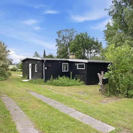 Dom wakacyjny Near Nordic Summerhouse 10 Min From Tisvilde
